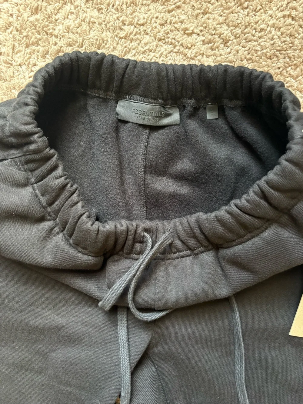 NWT Fear of God Essentials Heavy Fleece Sweatpant Black Small Oversized FW24 - Picture 7 of 11
